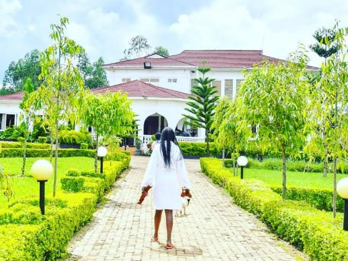 Controversial singer Akothee shows her burial site - People Daily