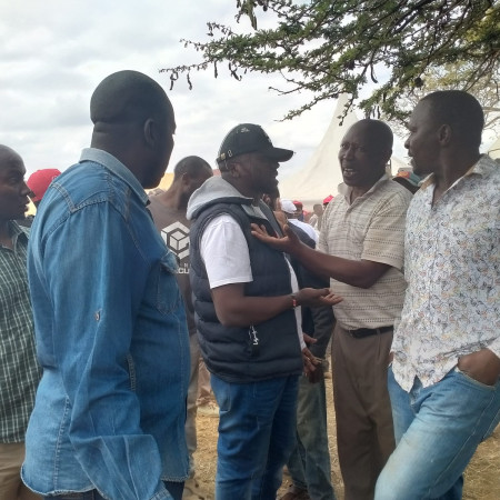 MCA aspirant confronted by crowd at Nyoro's event
