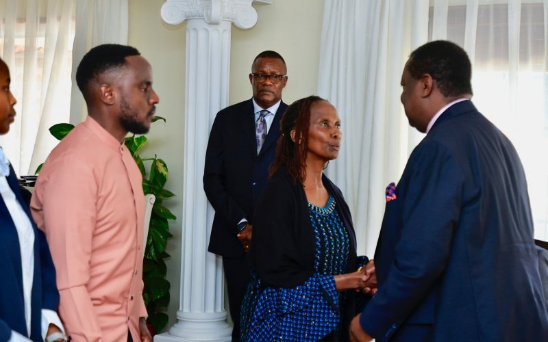 Prime CS Musalia Mudavadi condolling with the family of General Francis Ogolla. PHOTO/(@MusaliaMudavadi)/X