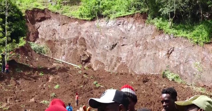Landslide scene in Kiganjo village Mathioya Murang'a county where three homesteads were swept down. Six people died and four other rescued.
PHOTO/Wangari Njuguna